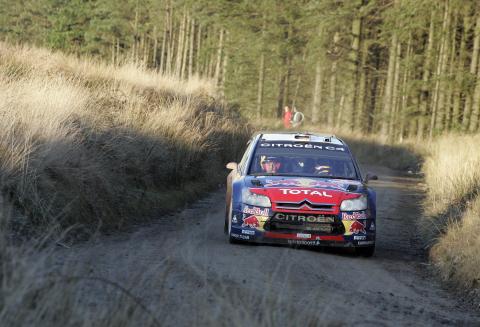 c4_wrc_2008_au_pays_de_galles_10.jpg