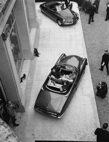 citroen_ds_19_cabriolet_-_presentation_presse_-_1961.jpg